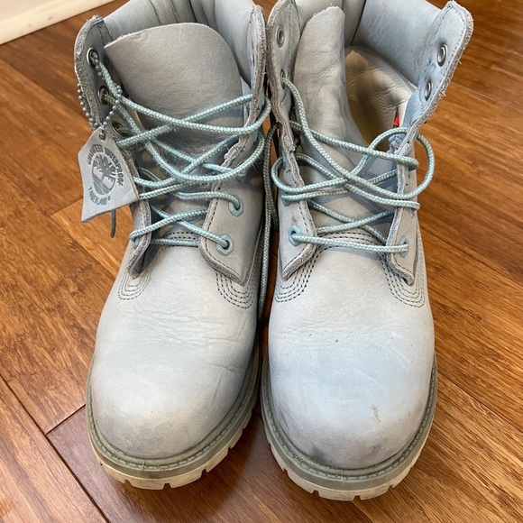 Blue Timberlands - Picture 2 of 5